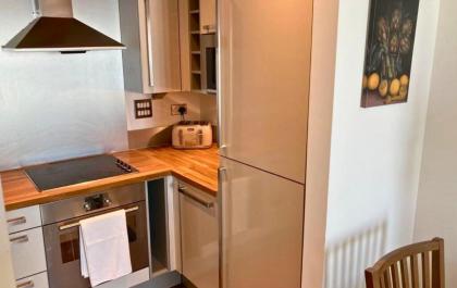 London Canary Wharf Stunning Spectacular One Bed - image 11