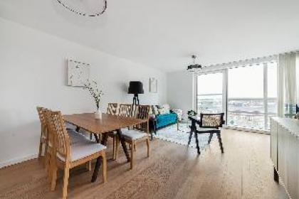 The Lambeth Apartment - image 2