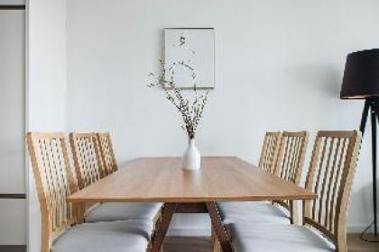 The Lambeth Apartment - image 7