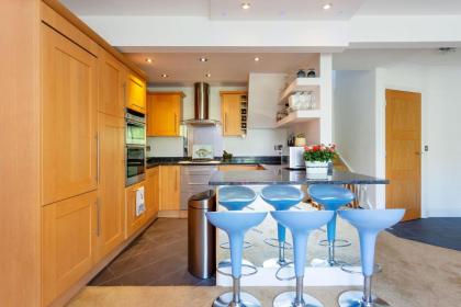 Veeve - Canalside Comfort London 