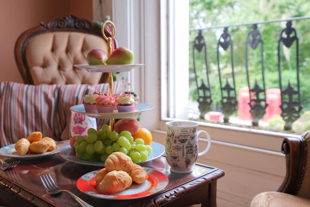 Quaint Apartment in Primrose Hill London - image 7