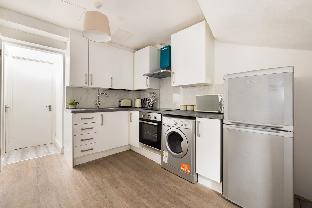 The Fordham Flats - image 7