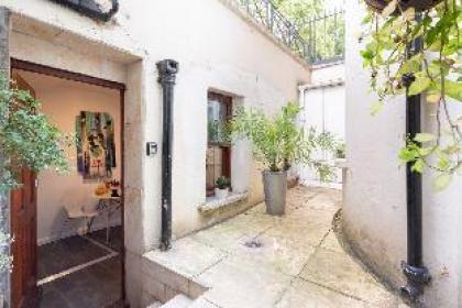 Zone 1 | Private | Fast wifi - image 10