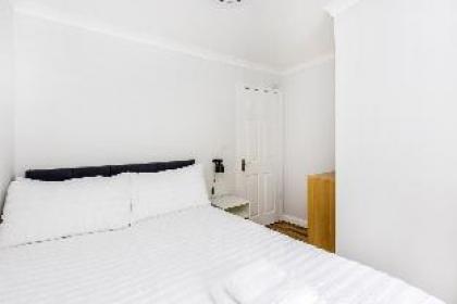 Fast WiFi | Sleeps 4 | Pet-friendly - image 6