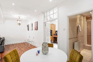 Spacious & Comfy Home near Hyde Park - image 7