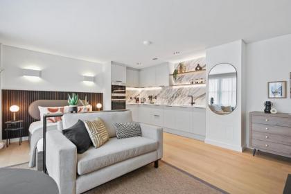 Bow Lane by Q Apartments
