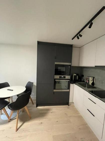 Modern & Compact 1BD Flat - Caledonian Road