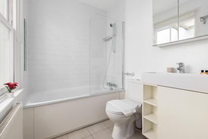The Shepherd's Bush Luxury Villas - image 2