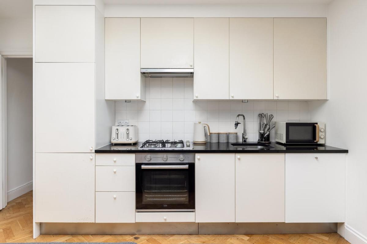 The Shepherd's Bush Luxury Villas - image 4