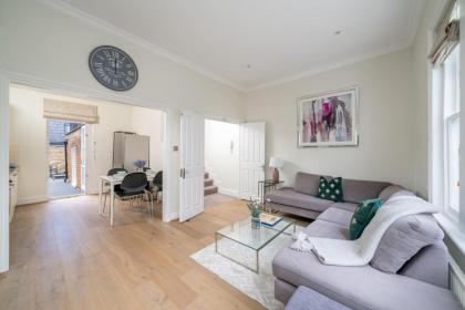 Luxury 2 Bedroom Apartment On Portobello Road London 
