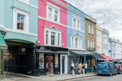 Luxury 2 Bedroom Apartment On Portobello Road - image 24