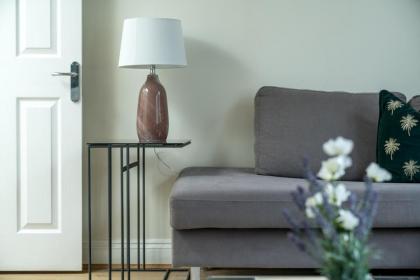Luxury 2 Bedroom Apartment On Portobello Road - image 4
