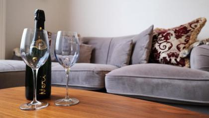 Adorable Apartment in The Heart of Primrose Hill - image 15