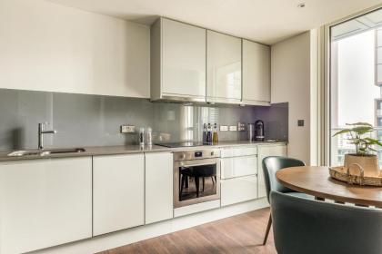 Urban Rest Canary Wharf Apartments - image 14