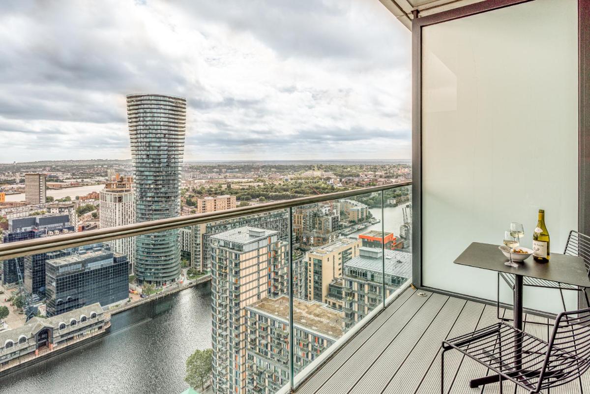 Urban Rest Canary Wharf Apartments - image 3