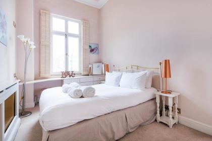 Stunning flat in Notting Hill - image 25