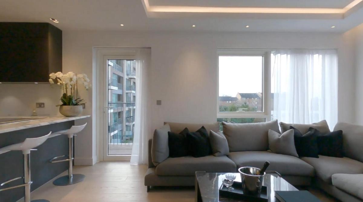 Chelsea Harbour 2-Bed Apartment in London - main image