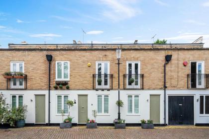 Captivating 3-Bed House in London Holland Park