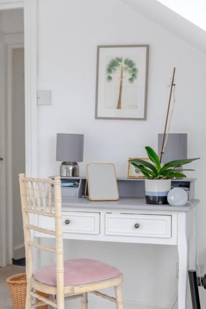 Top Floor 1BD Flat with Balcony - Ladbroke Grove - image 21