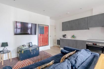 Charming & Stylish 1BD Flat - Bethnal Green - image 2