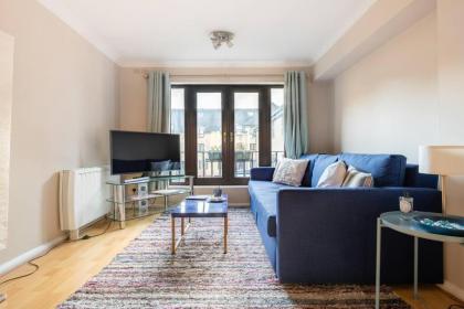 Wapping - Tobacco Docks - Modern Flat - image 26