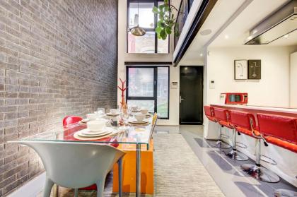 Shoreditch 3-Storey Maisonette - by Living Elite Apartments - image 23