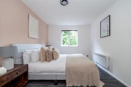 The Peckham Collection - image 11