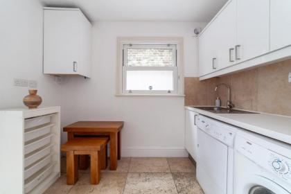 The Hammersmith Apartments - image 18