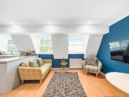 Serene 2BR Retreat in Bishop's Stortford