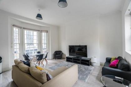 The Apartments Kensington High Street - image 10