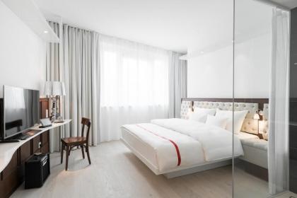 Ruby Stella Hotel London - image 17