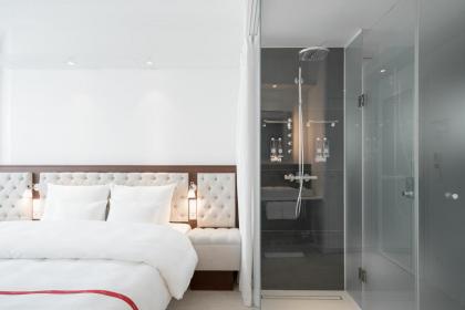 Ruby Stella Hotel London - image 9