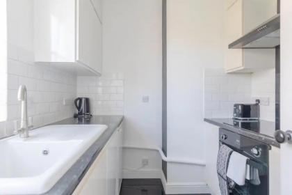 Chic and Cosy 1BD Flat - Bethnal Green - image 3