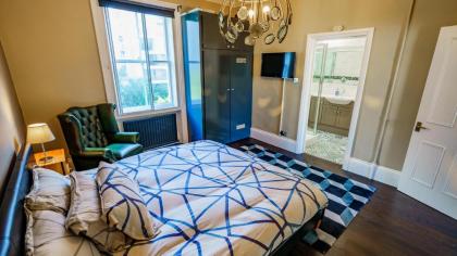 Stylish One Bedroom Flat in Kensingston London - image 10