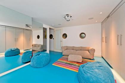 Amazing South Kensington Mews House by UnderTheDoormat - image 11
