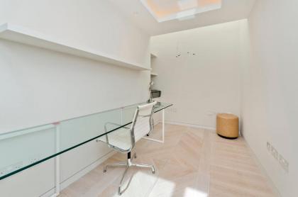 Amazing South Kensington Mews House by UnderTheDoormat - image 20