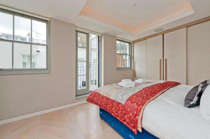 Amazing South Kensington Mews House by UnderTheDoormat - image 7