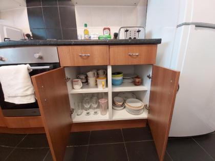 Oldbury house rooms - image 13