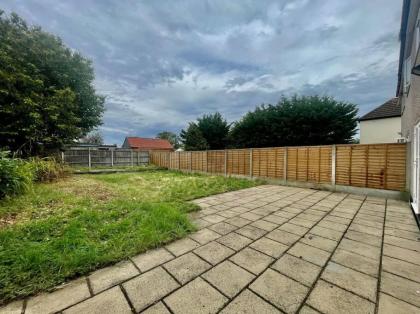 Contractor Leisure Stay in Romford - Free Parking - image 14