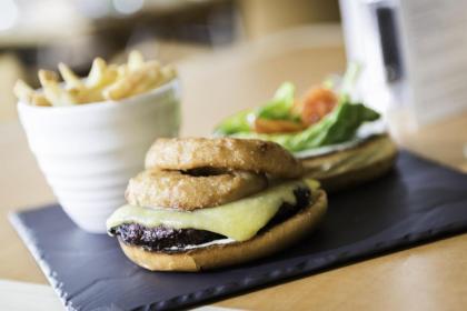 Best Western London Heathrow Ariel Hotel - image 11