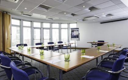 Best Western London Heathrow Ariel Hotel - image 4