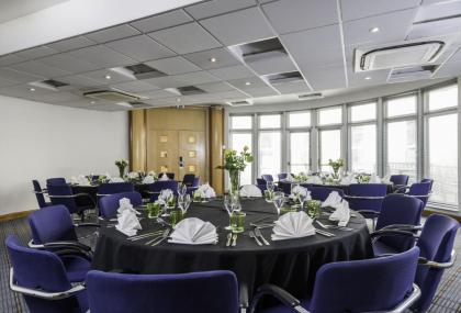 Best Western London Heathrow Ariel Hotel - image 6