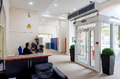 Great Dover Street Apartments