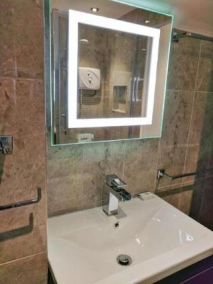 Glendevon House Hotel - image 16