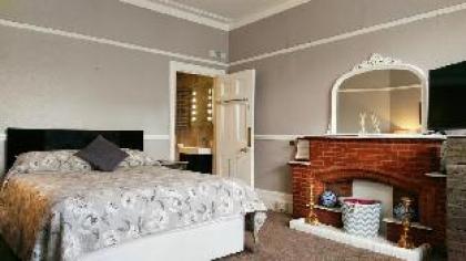 Glendevon House Hotel - image 2