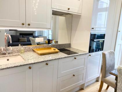 Stylish Apartments in Pimlico & Westminster - image 11