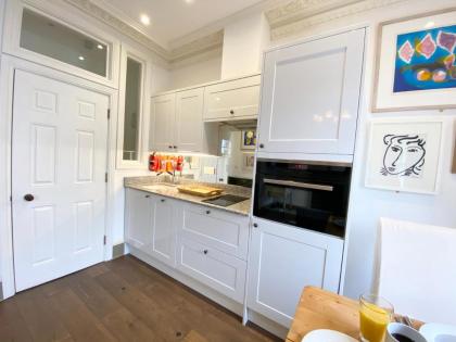 Stylish Apartments in Pimlico & Westminster - image 12