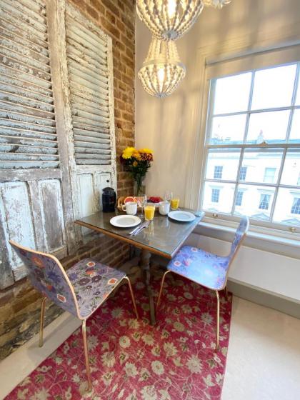 Stylish Apartments in Pimlico & Westminster - image 13