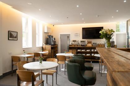 Hotel DC Stratford - image 13