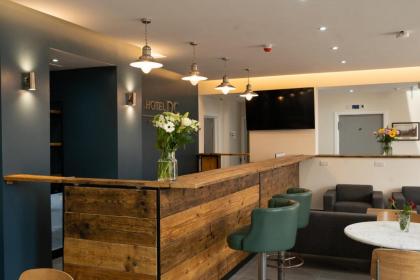 Hotel DC Stratford - image 2